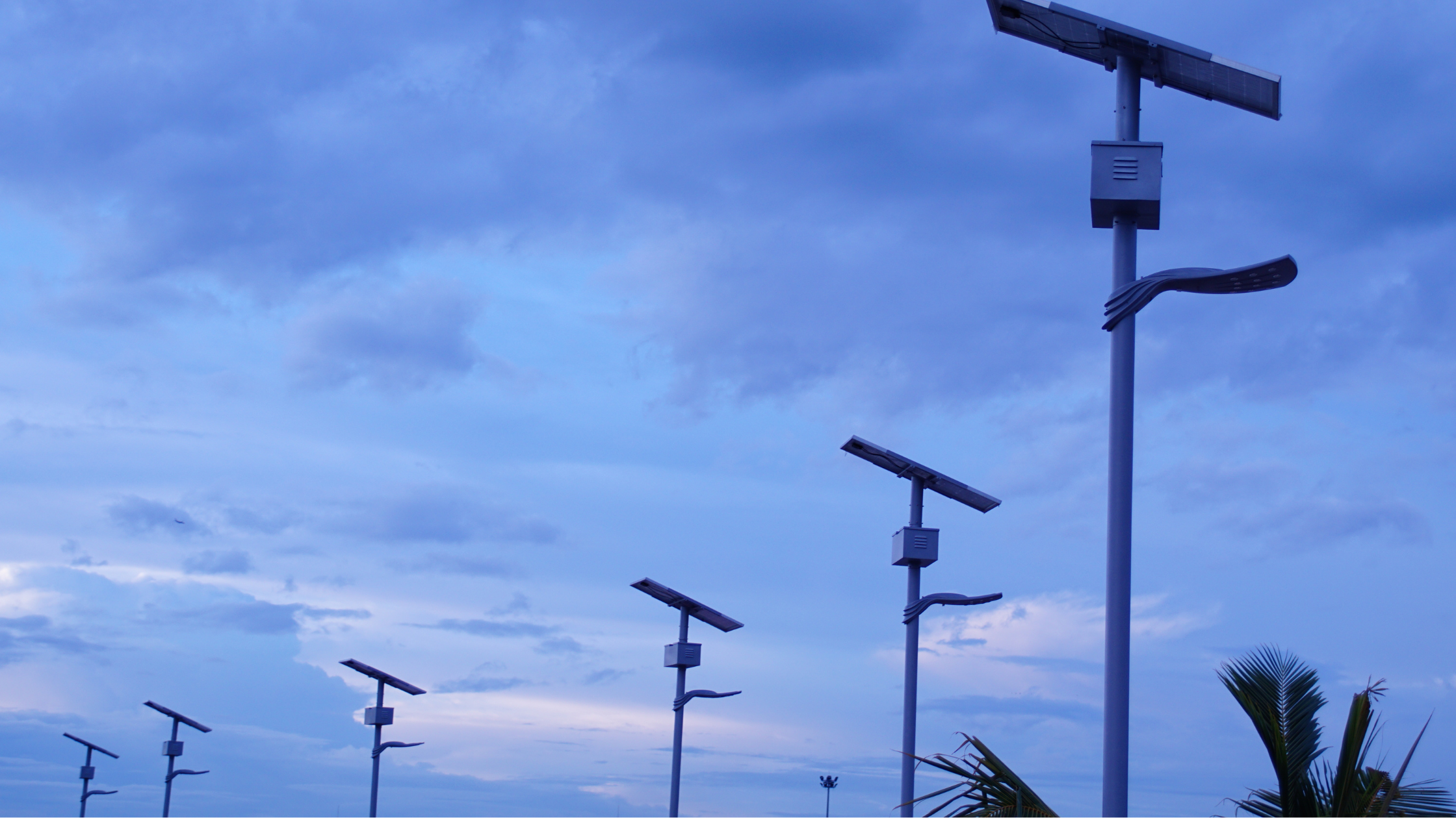 Essential Maintenance Tips for Solar Street Lights: Ensuring Longevity and Performance